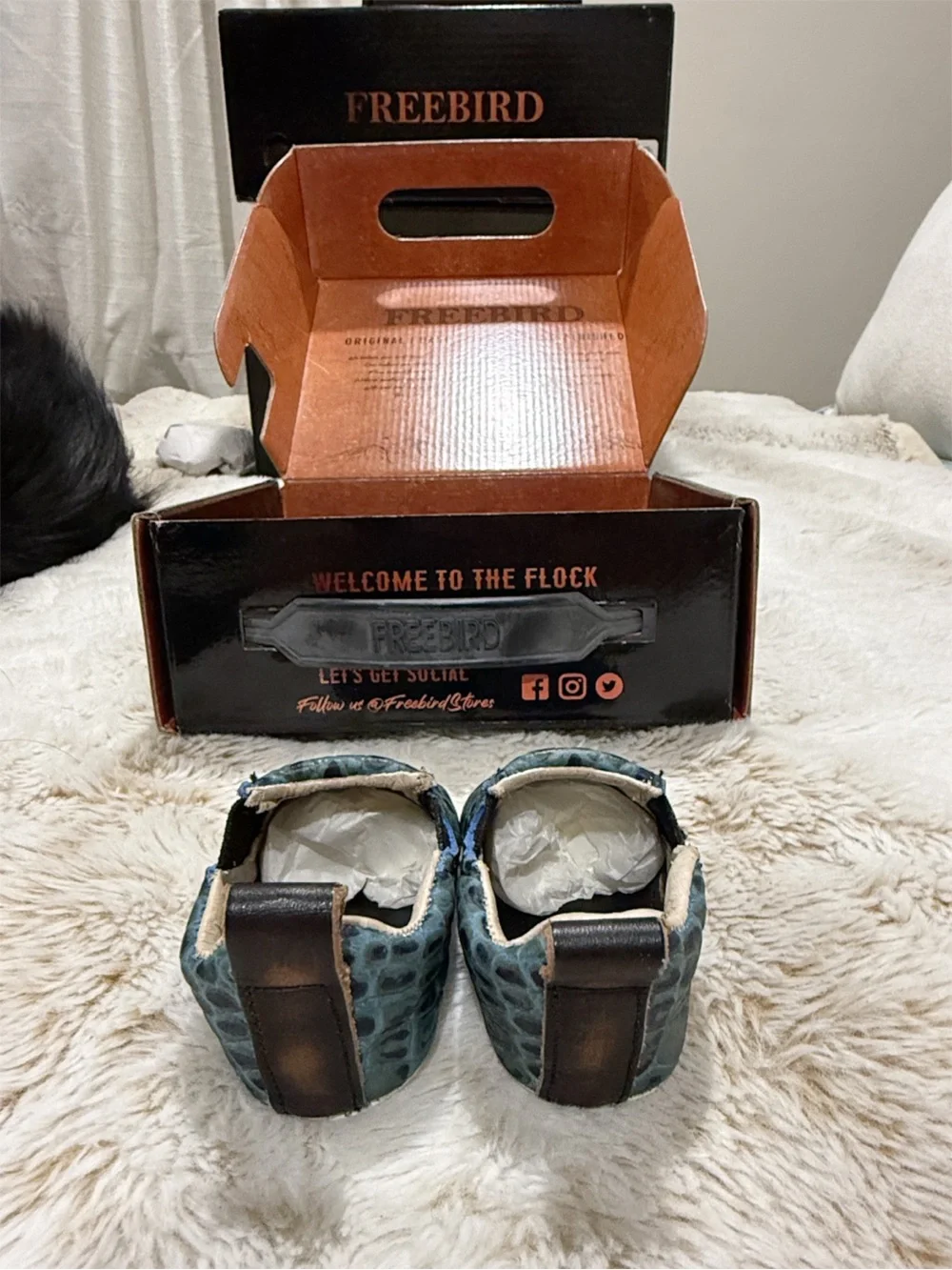 RARE FREEBIRD Baby Kicks Turquoise Croco Leather Shoes 0-3M NIB